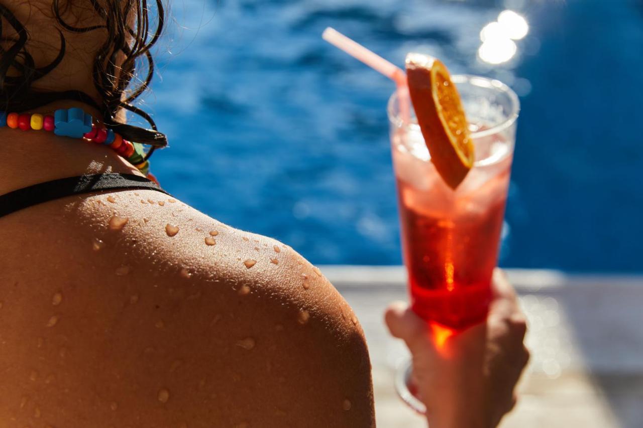 Erato Hotel Ajía Marína Kültér fotó