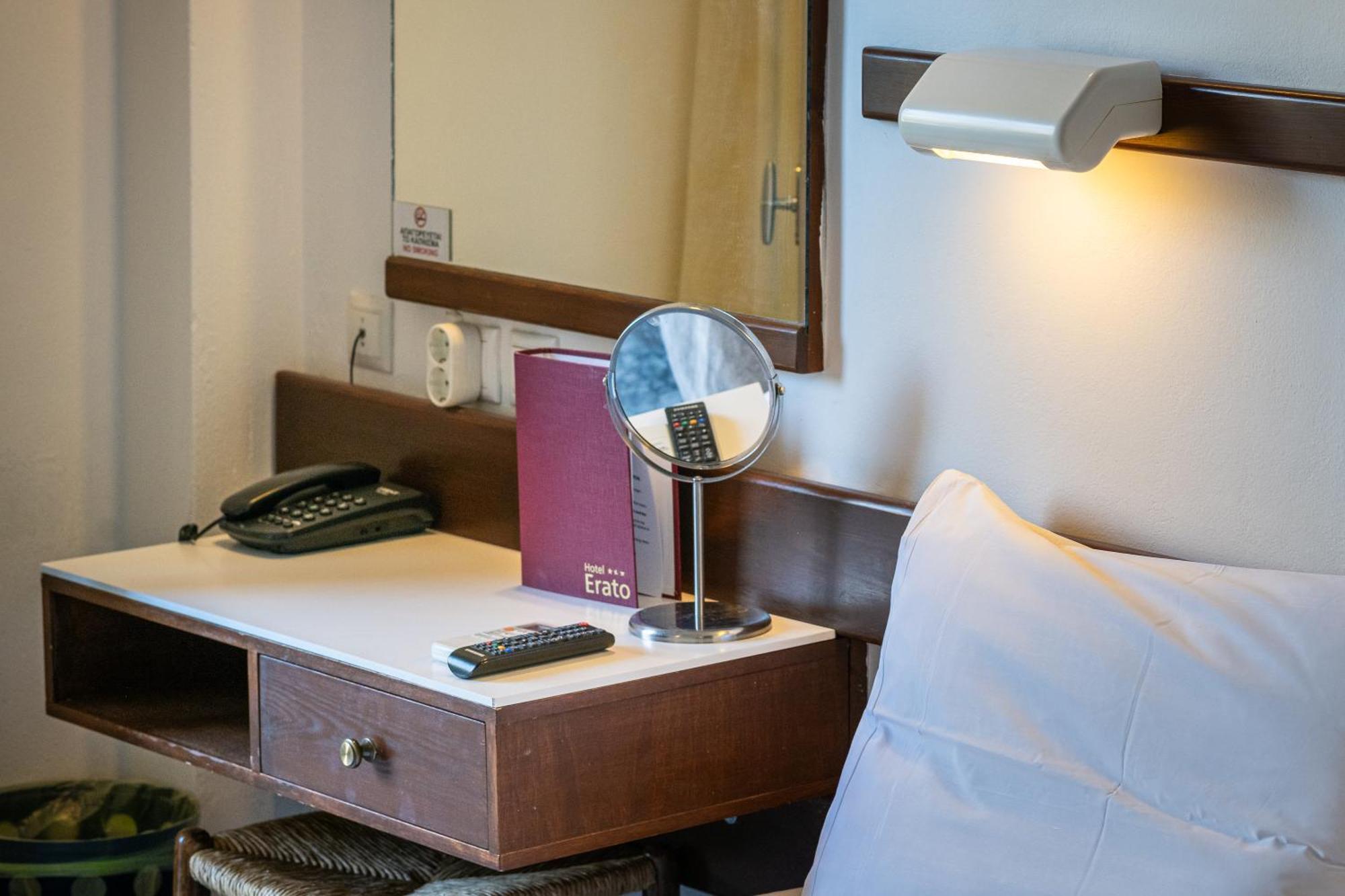 Erato Hotel Ajía Marína Kültér fotó