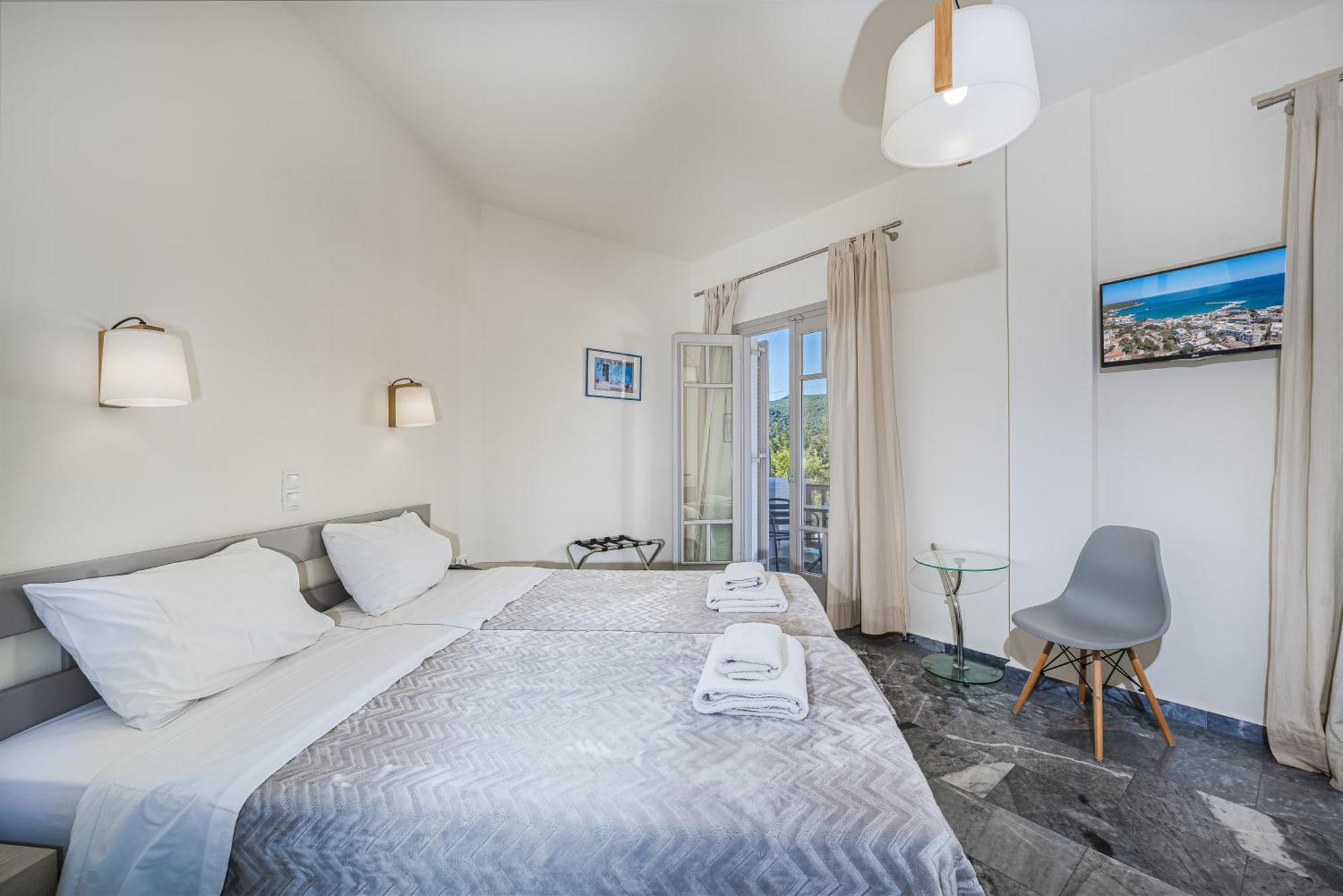 Erato Hotel Ajía Marína Kültér fotó