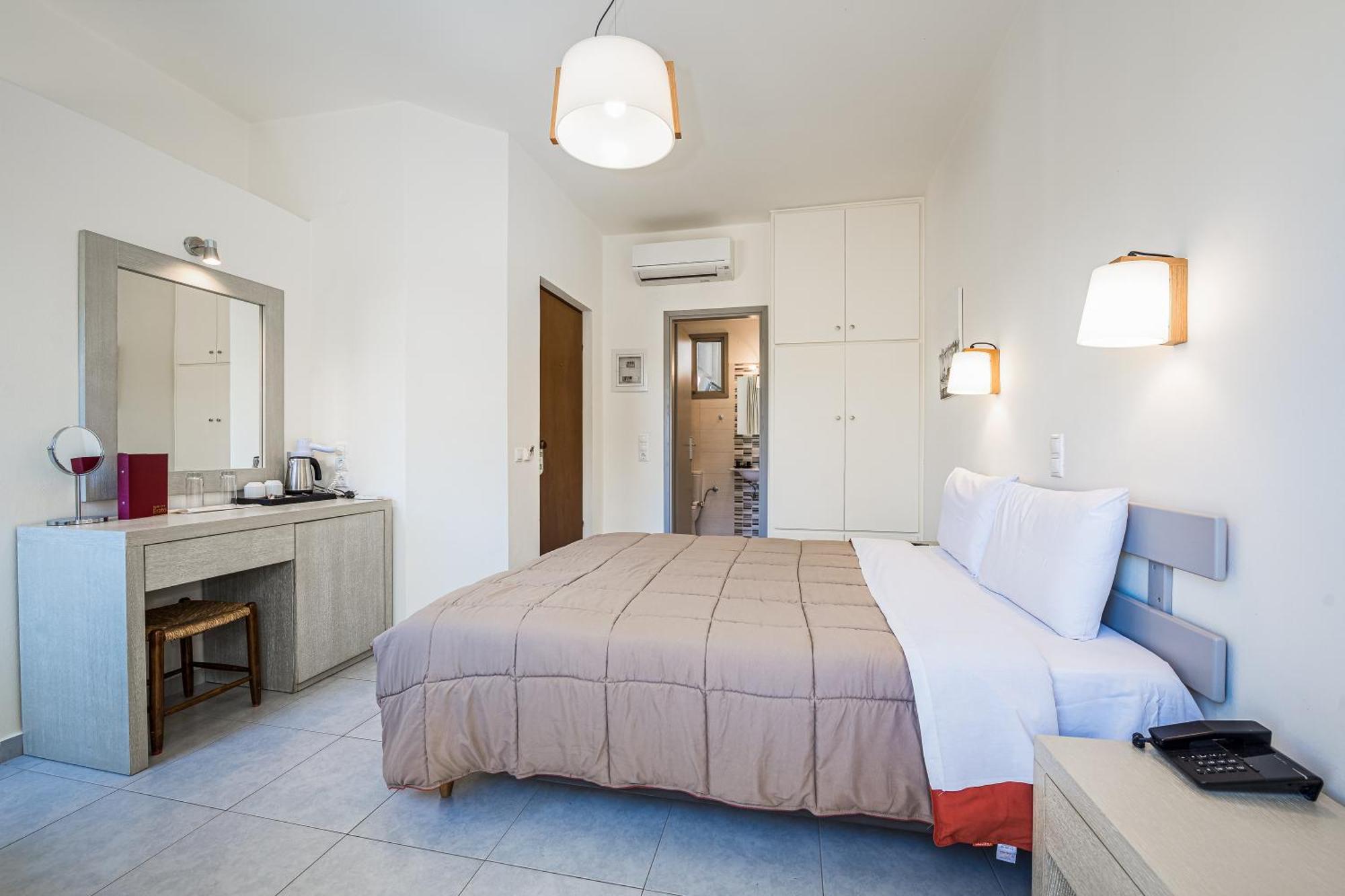 Erato Hotel Ajía Marína Kültér fotó